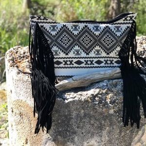 ❤️Weekender Fringe bag